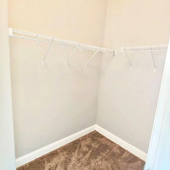 430 Walker Cir — Photo 16