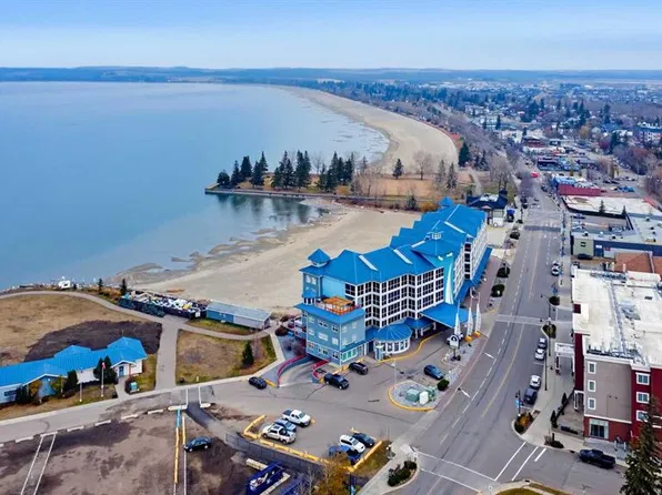 5100 SW Lakeshore Dr #505, Sylvan Lake, AB T4S 2L7