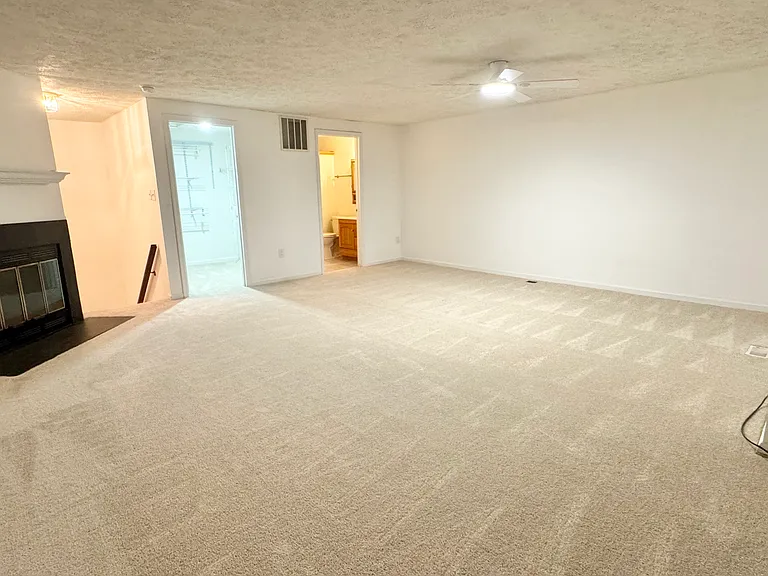 446 Palmspring Dr #C — Photo 21