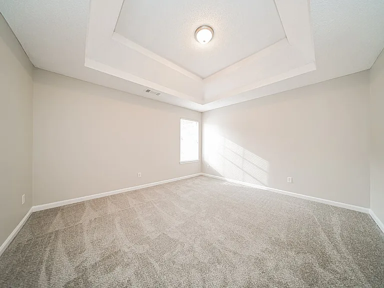 301 Othello Dr — Photo 14