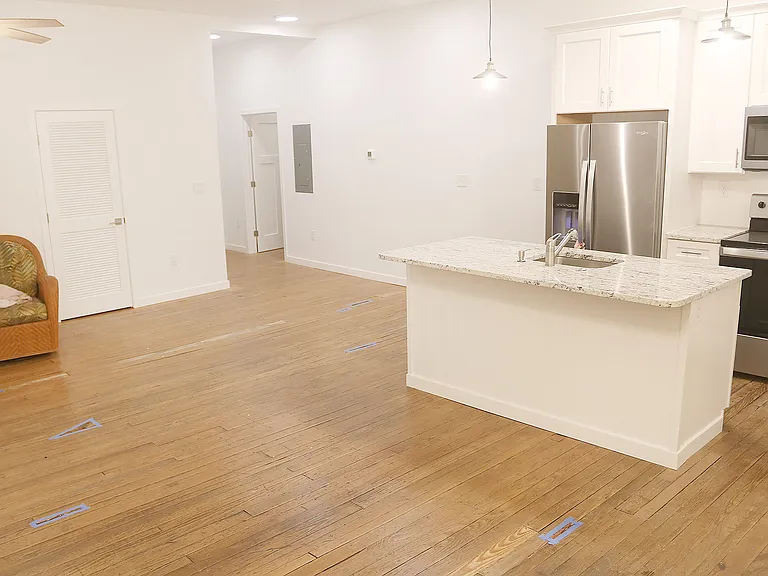 13 N Main St #D — Photo 8