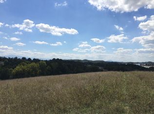 Frank Dawn Rd, Dandridge, TN 37725