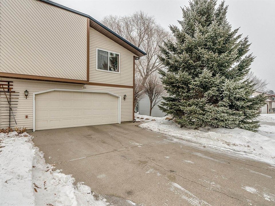 1st image of 3851 Renee Dr