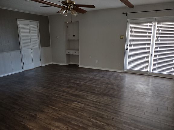 2nd image of 722 Wildgrove Dr