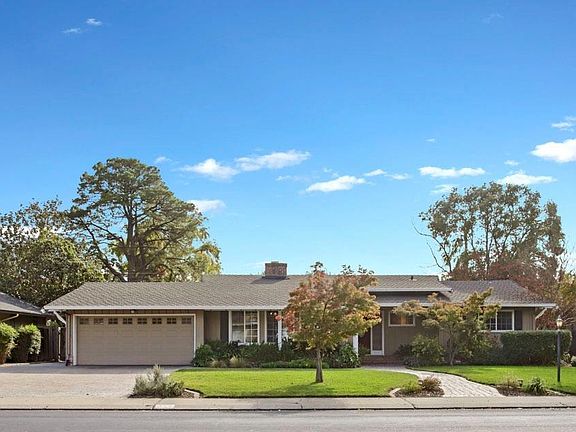 2nd image of 312 W Robinhood Dr