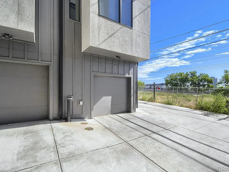 3830 Jason St #7 — Photo 17