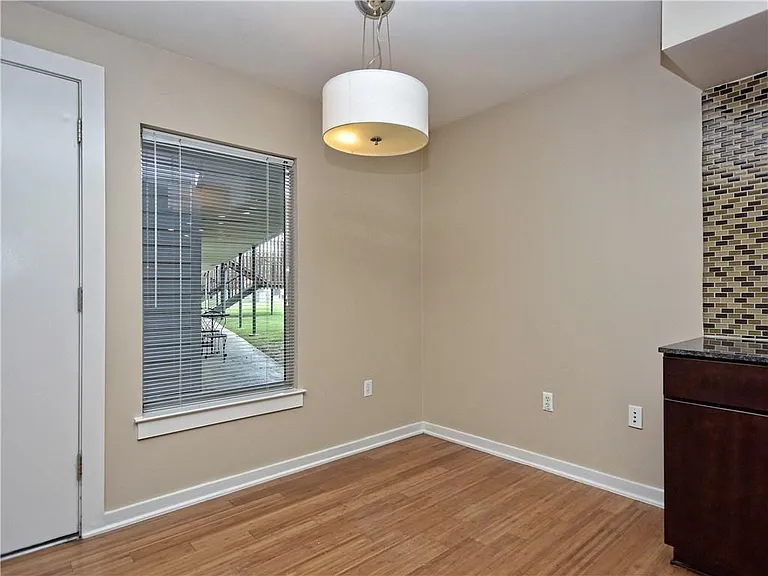 2200 Dickson Dr #126 — Photo 12