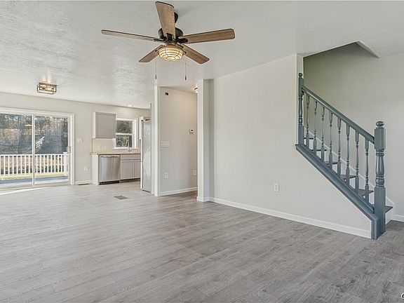 5th image of 16862 Churchill Rd