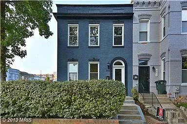 400 G St NE photo 1