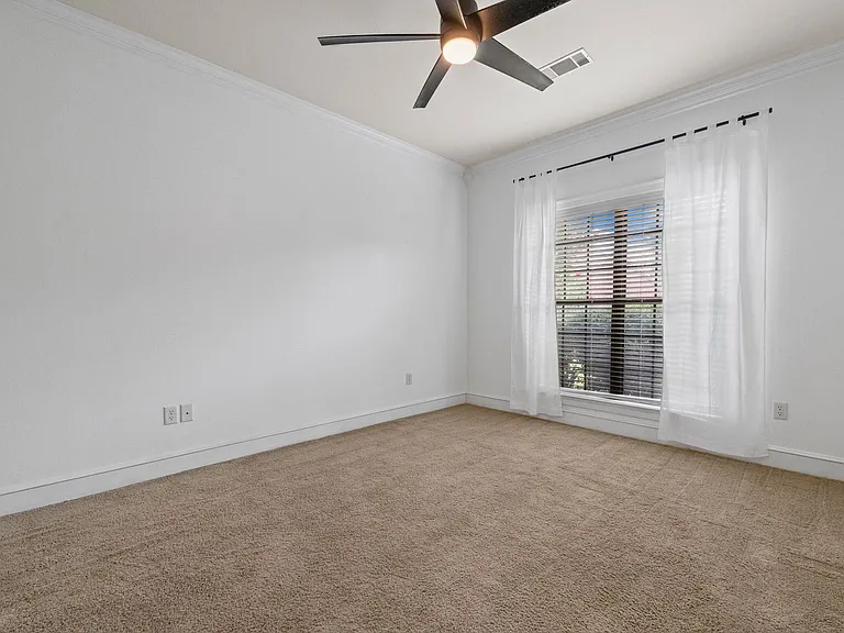108 Bouriese Cir — Photo 28