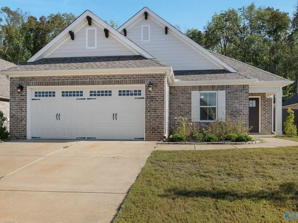 6527 Oak Meadow Dr, Owens X Rds, AL 35763