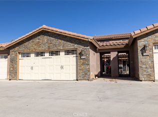 14176 Kiowa Rd, Apple Valley, CA 92307