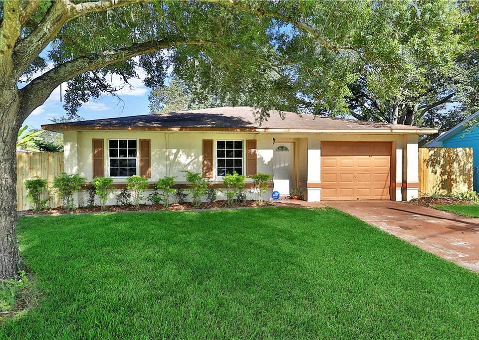 1st image of 311 Summer Field Dr