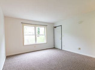 527 Grant Ave #102, Morgantown, WV 26505