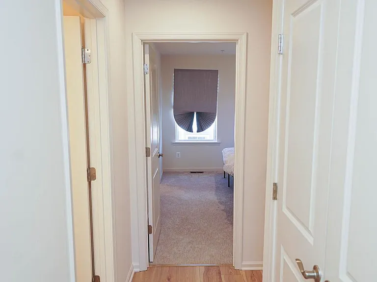 414 Waterfield Ct — Photo 32