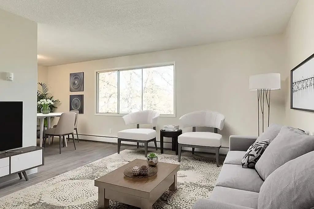 Dickson Apartments — Photo 1