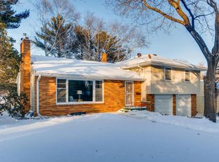 2316 Gilbert Ln, South Saint Paul, MN 55075