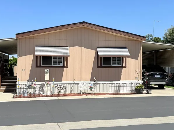 1500 Villa Ave Space 28, Clovis, CA 93612
