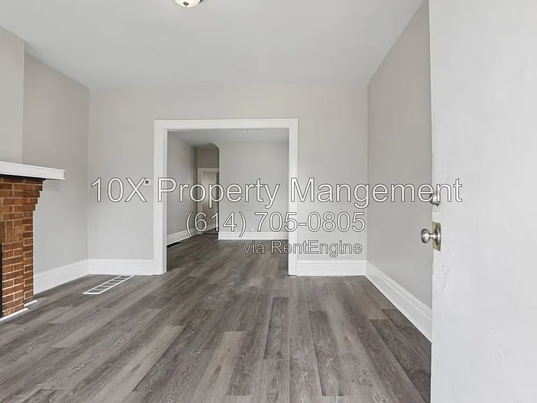 132 S Richardson Ave — Photo 5