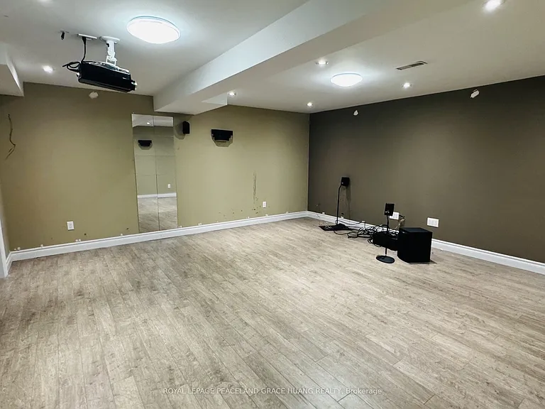 3 Tarmack Dr — Photo 24