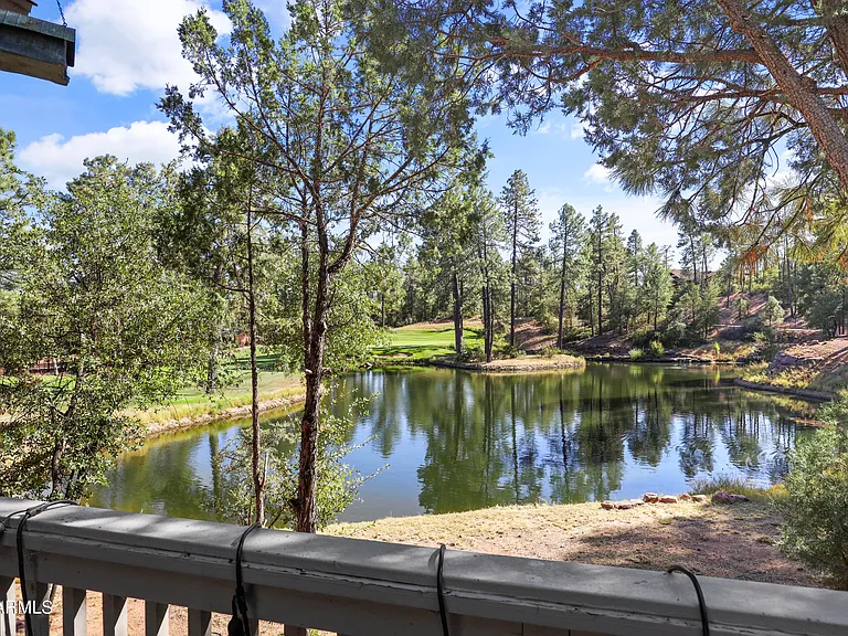 2609 E Pine Island Ln — Photo 5