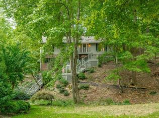 2211 Rocky Face Cir, Dalton, GA 30720