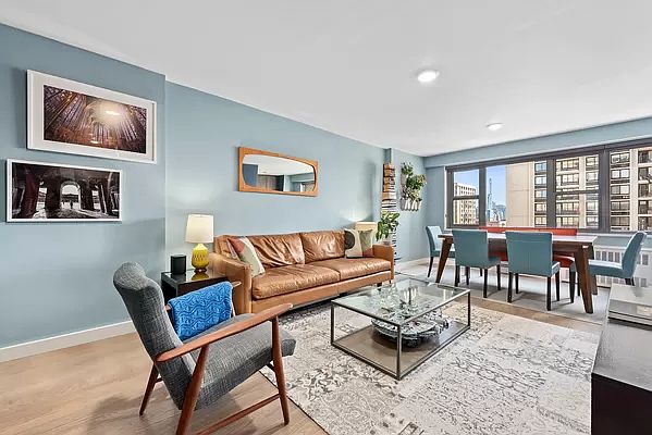 1st image of 100 W 93rd St APT 21K