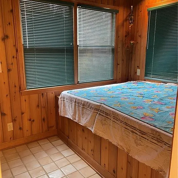 119 Woodlawn Dr NE — Photo 36