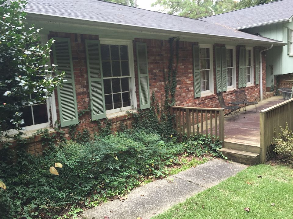 1st image of 200 Mark Ln SE