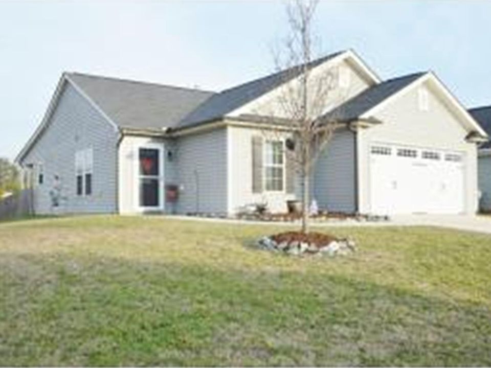 1st image of 340 Slate Dr