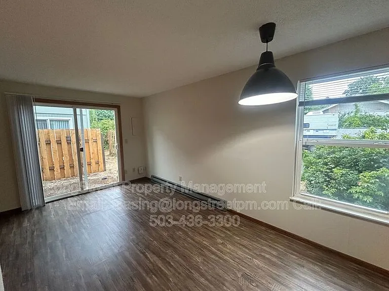 3201 SE Wake St #1 — Photo 8