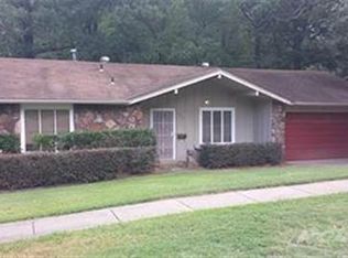 925 N Shackleford Rd, Little Rock, AR 72211