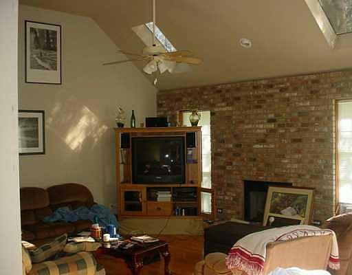 2nd image of 42118 S Billville Rd
