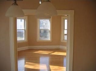 25 Barclay St, Worcester, MA 01604