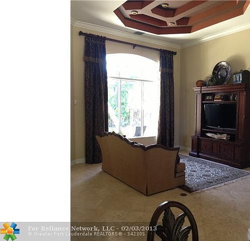 1st image of 6660 NW 81st Ter