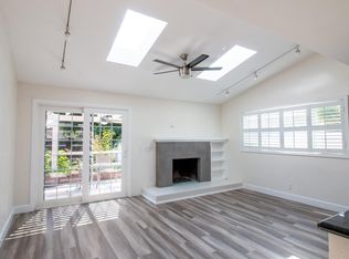 1956 Anaheim Ave #A, Costa Mesa, CA 92627