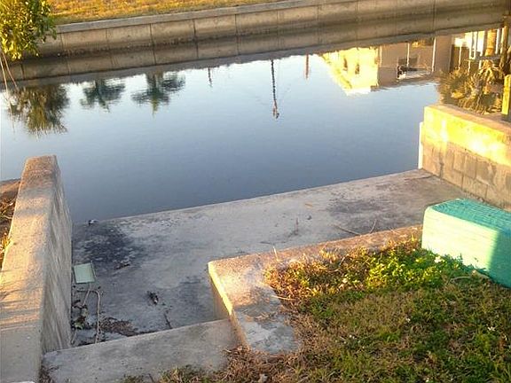 4th image of 5072 Flamingo Dr