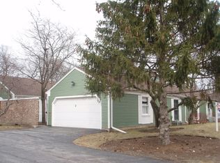 2 Chichester On Asbury, Rolling Meadows, IL 60008