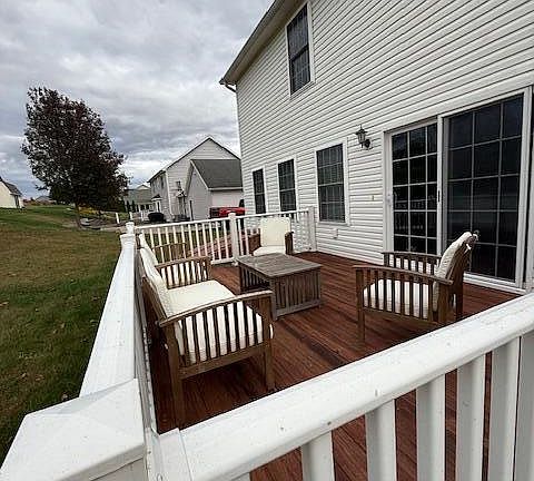 5th image of 135 Karr Dr