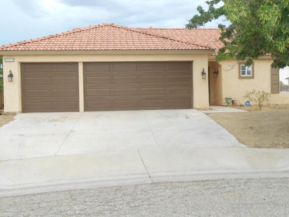 1st image of 10945 Desert Rose Ct