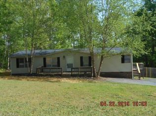 5222 Poplar Ridge Rd, Trinity, NC 27370