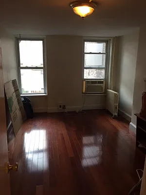 Rented by Aimee Grodanz, LREB | media 22