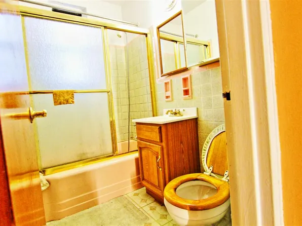 3101 Ocean Parkway image 1 of 23