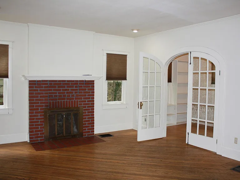 405 S Ballantine Rd — Photo 5