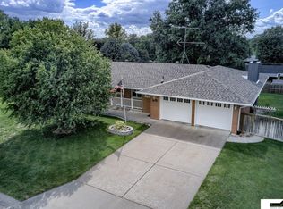 1479 Mohawk St, Syracuse, NE 68446