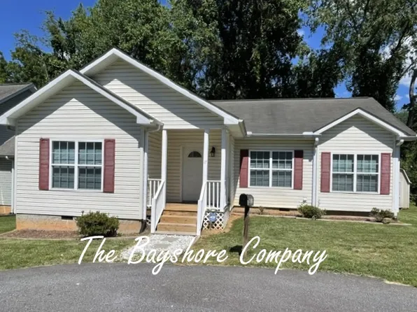 17 Cady Ct, Asheville, NC 28803