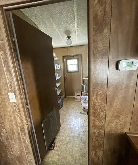 340 E 8 N — Photo 6