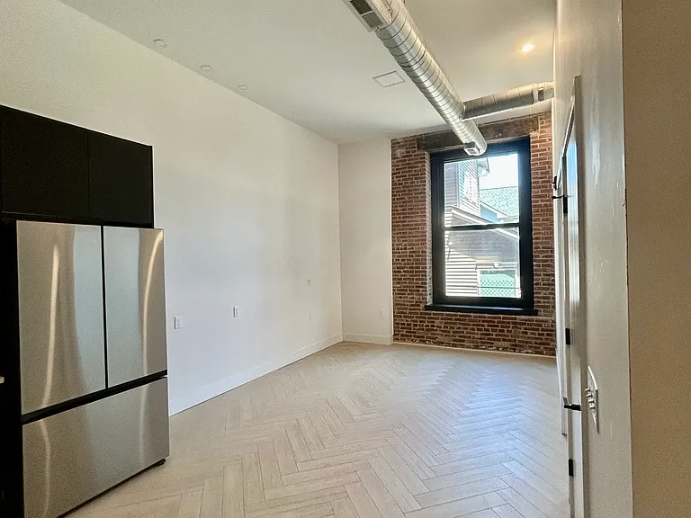 1705 N 7th St #6 — Photo 4
