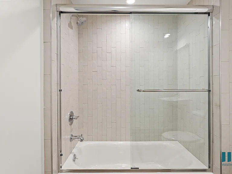 Shower Bath with Sliding Glass Door