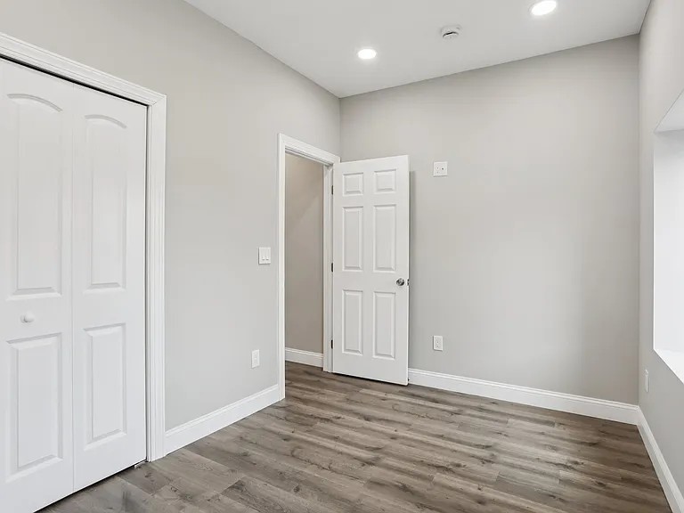 2225 N Waterloo St — Photo 12